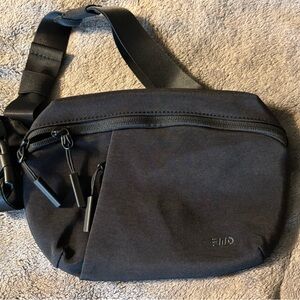 FWD On The Go Hip Pack